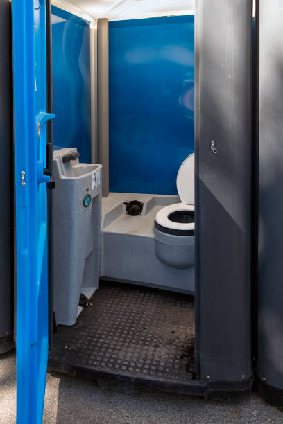 Best Portable toilet rental for construction  in League City, TX